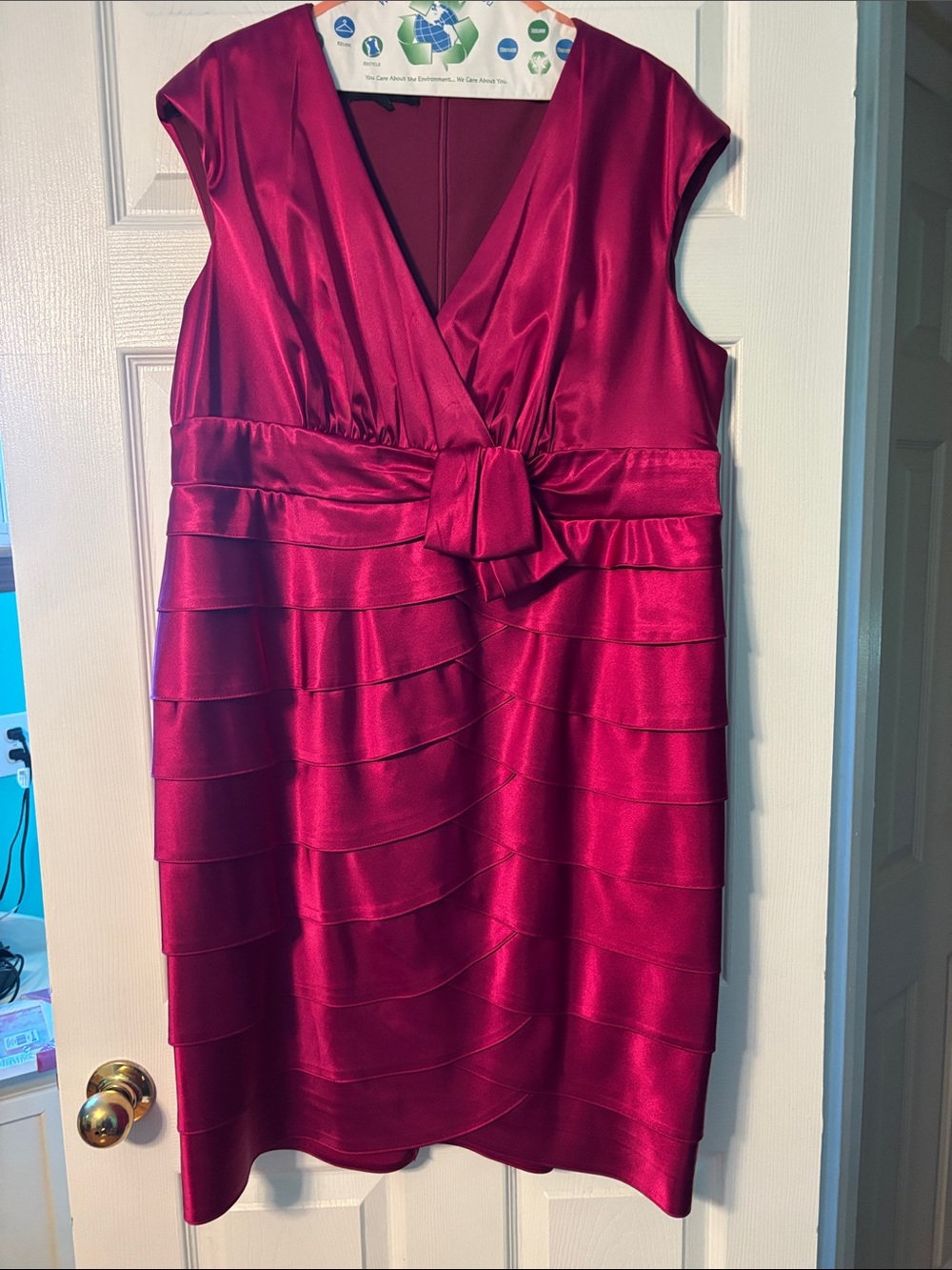 Satin Light wine V-Neck Midi Dress with Waist Bow Detail